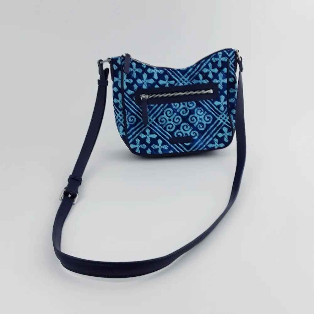 Vera Bradley Blue Quilted Crossbody Vivian Bag